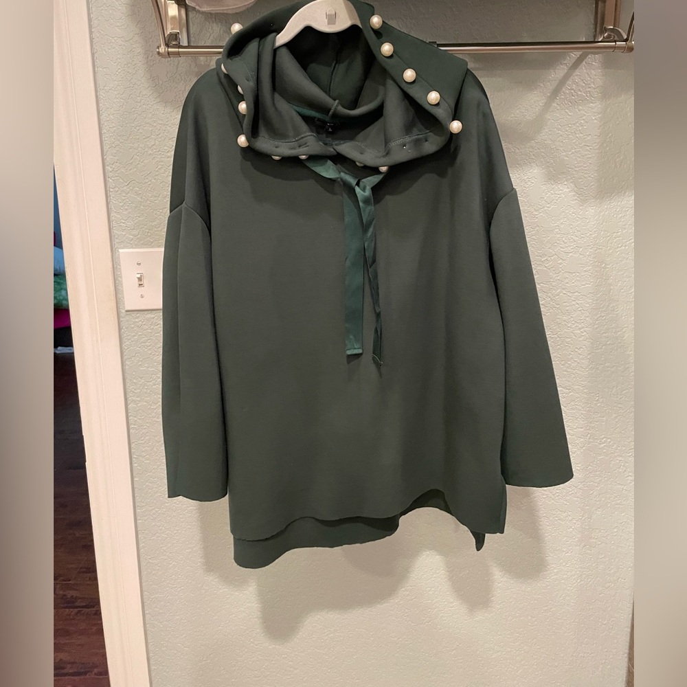 Green pearl hoodie size large